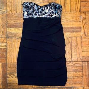 Strapless little back dress with sequin bodice